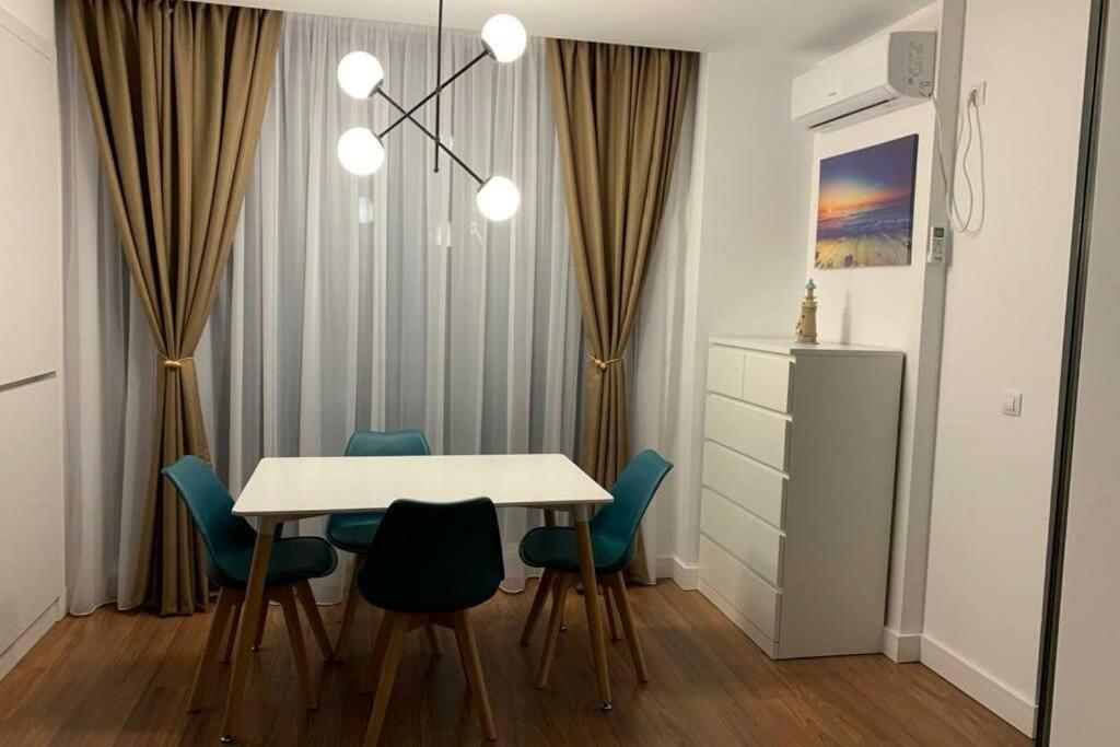 Andreve Apartment By Onix Blue Mamaia Nord, Baby Friendly, Private Parking Năvodari Exteriér fotografie